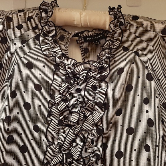 cute polka dot top - Picture 2 of 2